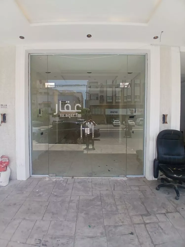 محل للإيجار في شارع الخطيب التبريزي, حي البوادي, مدينة جدة, منطقة مكة المكرمة صورة 3
