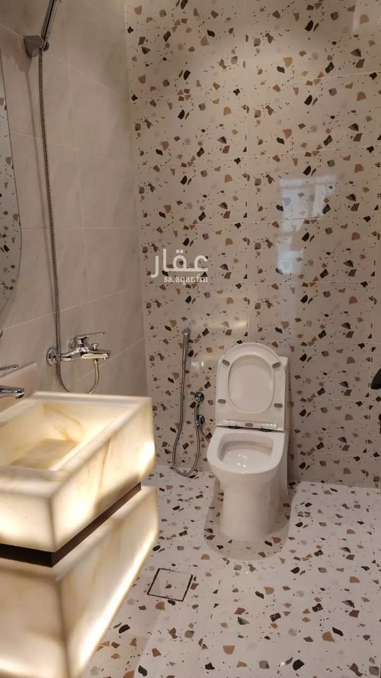شقة للإيجار في شارع الخطيب التبريزي, حي البوادي, مدينة جدة, منطقة مكة المكرمة صورة 3