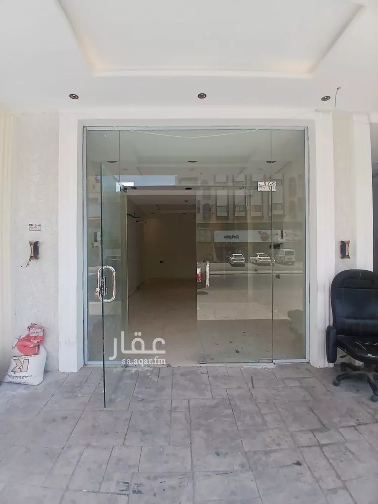 محل للإيجار في شارع الخطيب التبريزي, حي البوادي, مدينة جدة, منطقة مكة المكرمة صورة 5