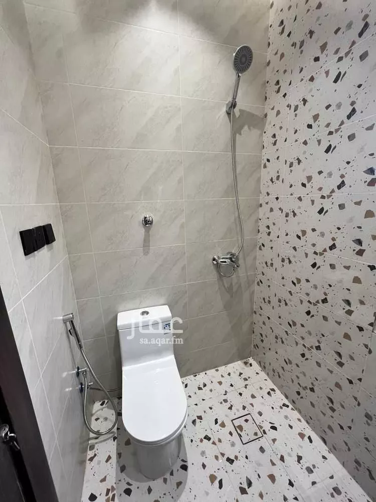 شقة للإيجار في شارع الخطيب التبريزي, حي البوادي, مدينة جدة, منطقة مكة المكرمة صورة 3