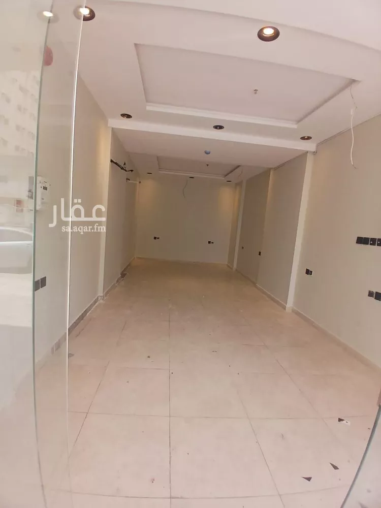 محل للإيجار في شارع الخطيب التبريزي, حي البوادي, مدينة جدة, منطقة مكة المكرمة صورة 2