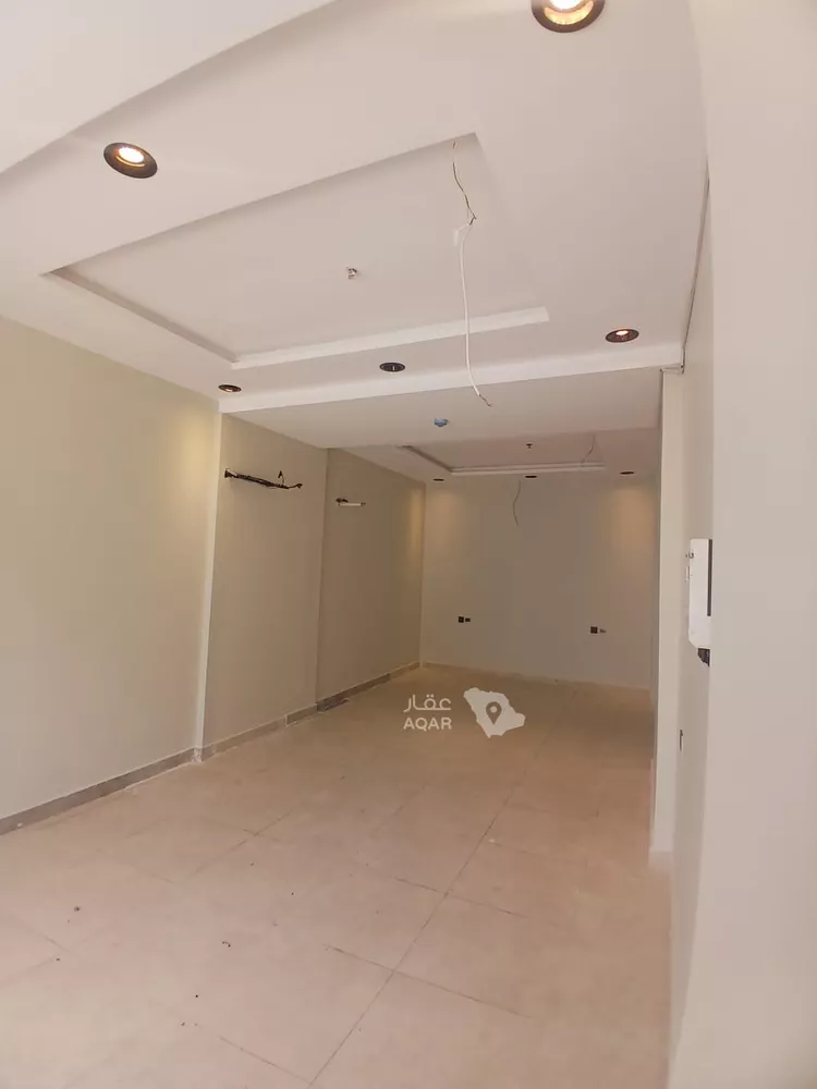 Shop for Rent in Jeddah Al Bawadi ุตูุฑุฉ 3