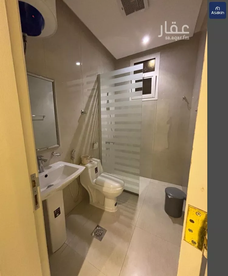 شقة للإيجار في شارع عبدالله بن شهيوين, حي الملقا, مدينة الرياض, منطقة الرياض 8