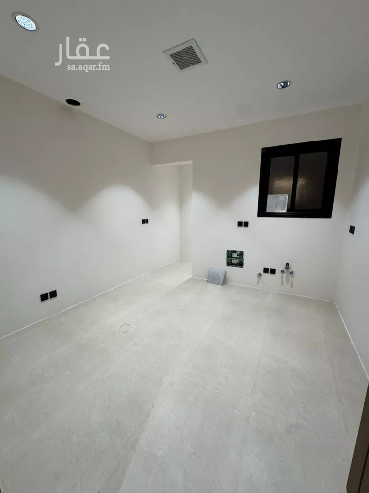 فيلا للبيع في شارع إسماعيل بن أبي اليسر, حي العارض, مدينة الرياض, منطقة الرياض صورة 2