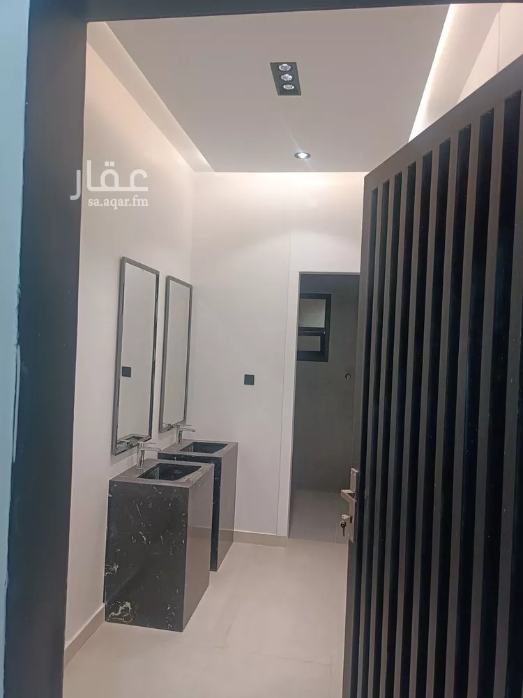 دور للبيع في شارع رقم 138, حي الجنادرية, مدينة الرياض, منطقة الرياض صورة 4