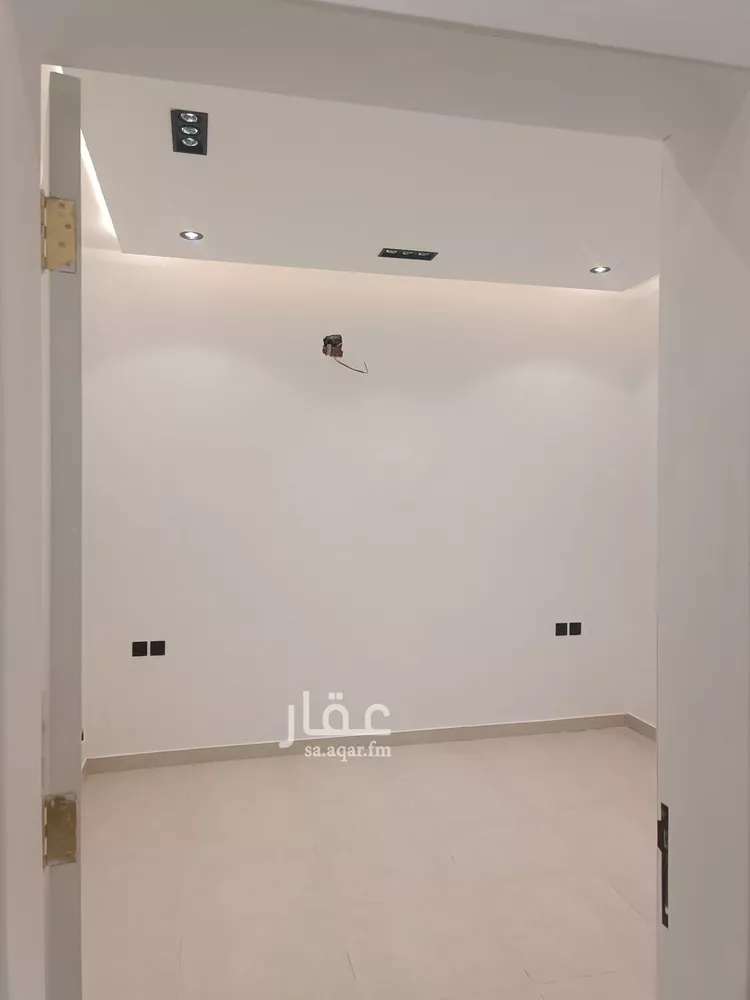 دور للبيع في شارع رقم 138, حي الجنادرية, مدينة الرياض, منطقة الرياض صورة 2