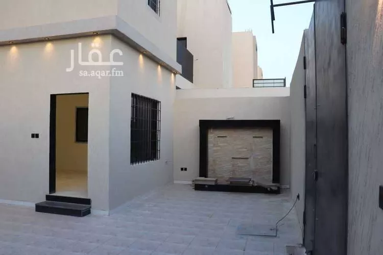 فيلا للبيع في شارع أبين, حي النظيم, مدينة الرياض, منطقة الرياض صورة 2