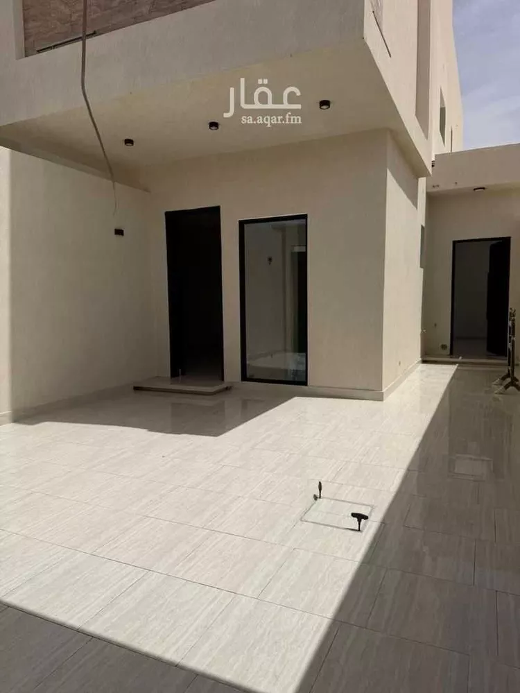 دور للبيع في شارع النقيب 58, حي النقيب الشمالي, مدينة بريدة, منطقة القصيم صورة 2