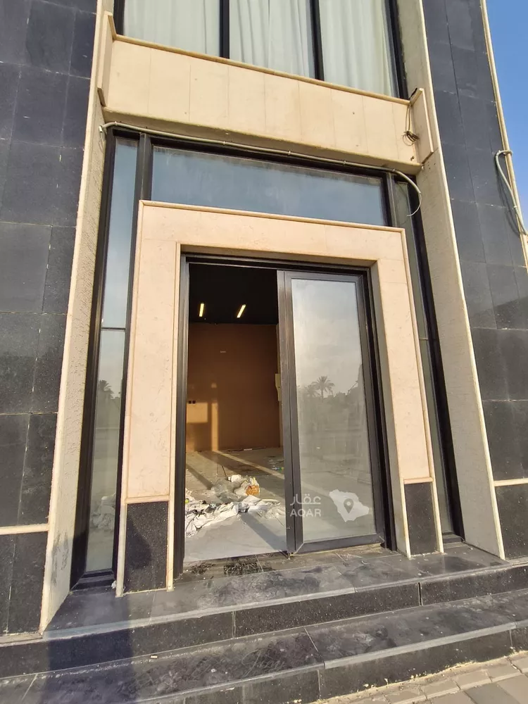 محل للإيجار في شارع عمر بن الخطاب الفرعي, حي الإسكان, مدينة بريدة, منطقة القصيم 11