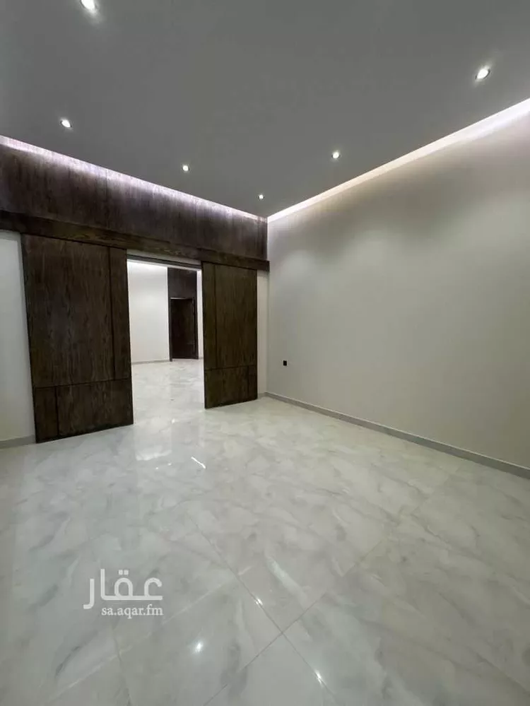 Floor for Sale in Riyadh Ash Sharq 6