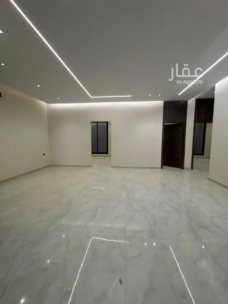 Floor for Sale in Riyadh Ash Sharq 7