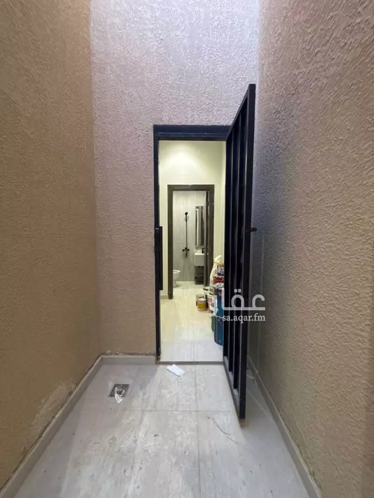 Floor for Sale in Riyadh Ash Sharq 10