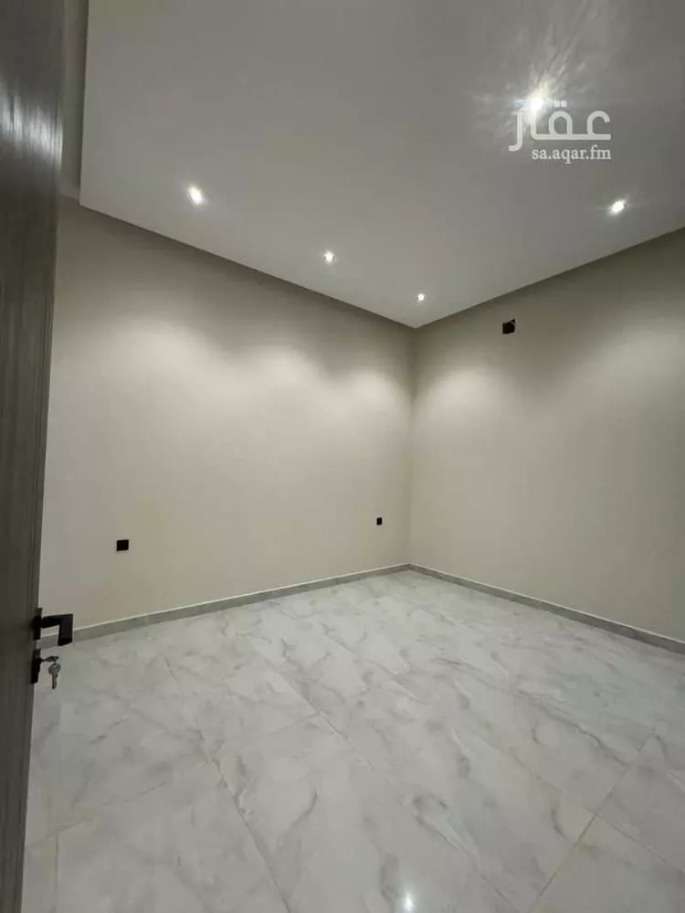 دور للبيع في شارع الزين العراقي, حي البيان, مدينة الرياض, منطقة الرياض 15