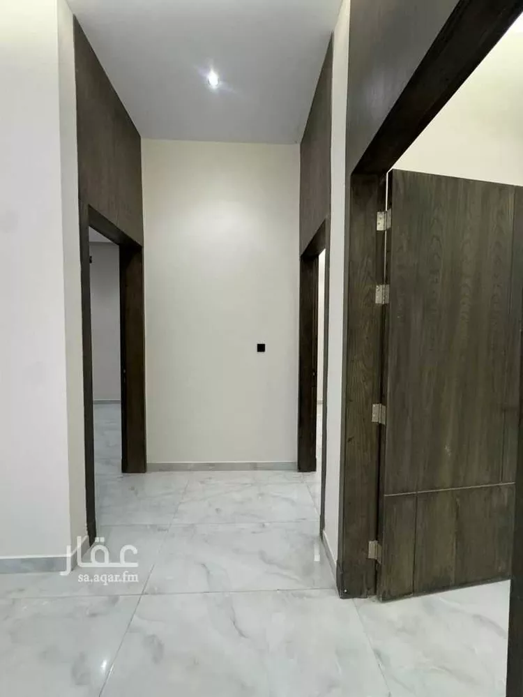 دور للبيع في شارع الزين العراقي, حي البيان, مدينة الرياض, منطقة الرياض 8