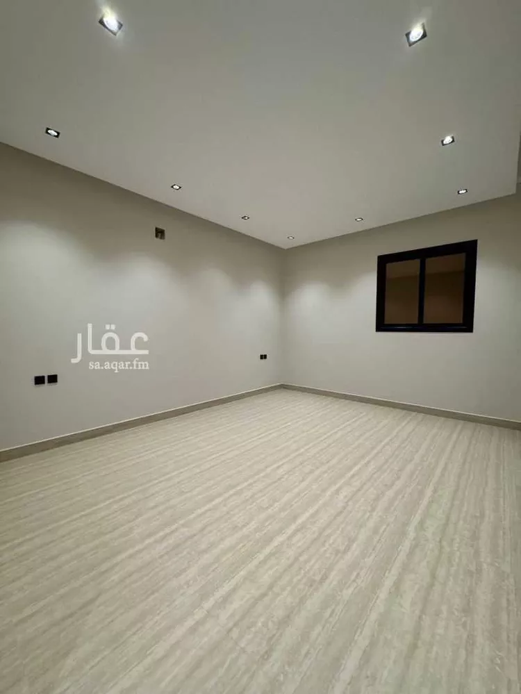 Floor for Sale in Riyadh Al Arid 9