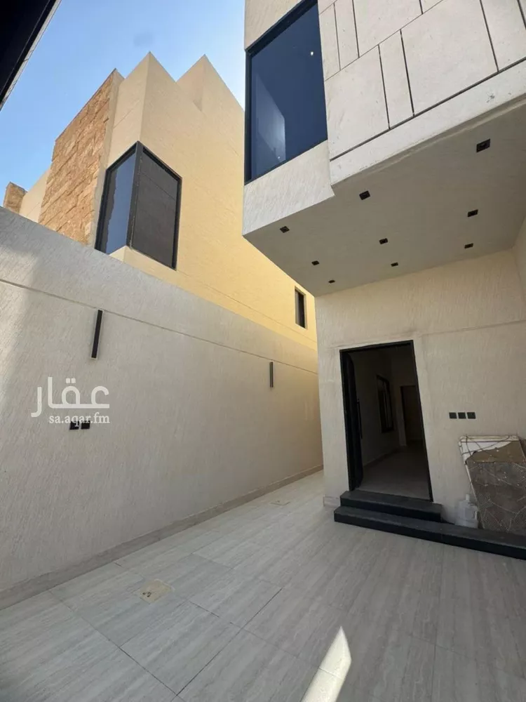 دور للبيع في شارع مافيه اسم , حي الجنادرية, مدينة الرياض, منطقة الرياض صورة 5