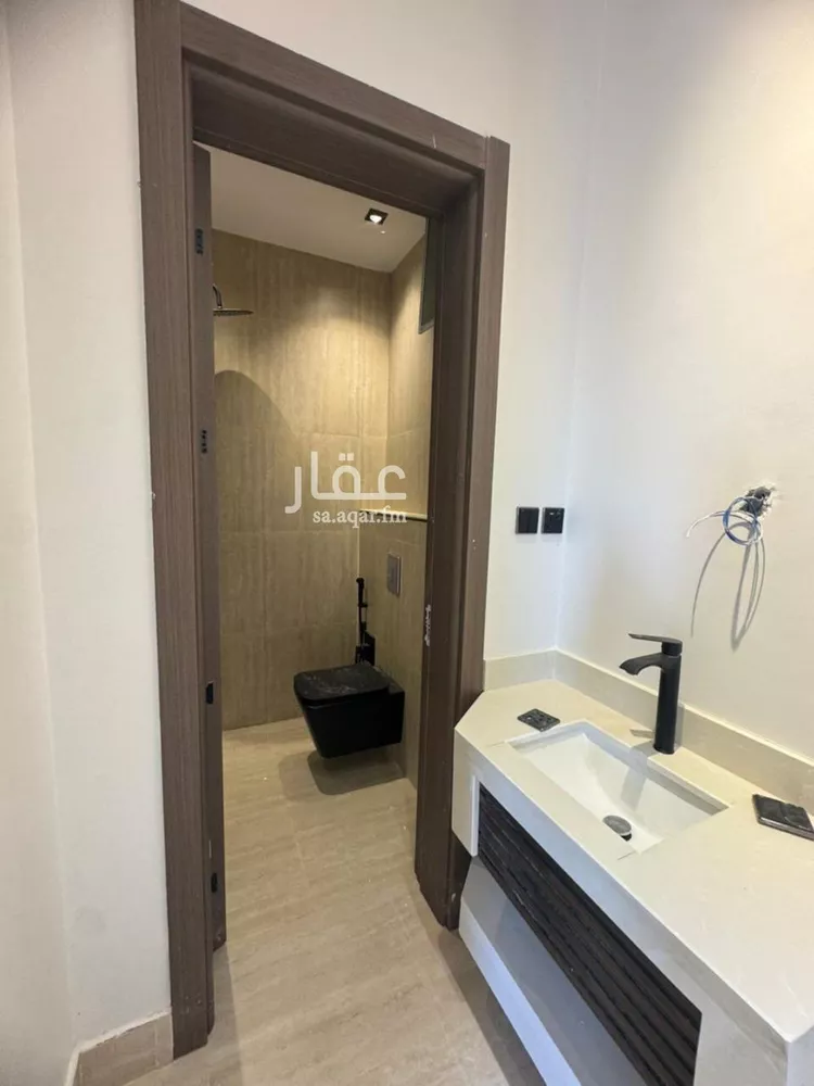 دور للبيع في شارع مافيه اسم , حي الجنادرية, مدينة الرياض, منطقة الرياض صورة 3