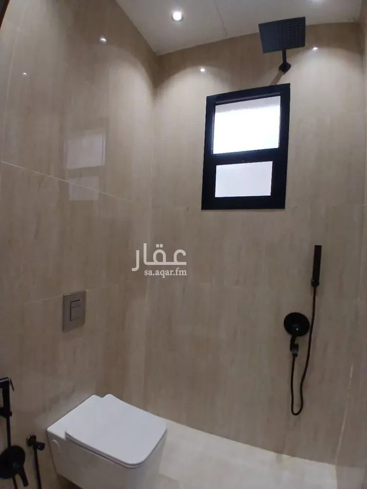 فيلا للبيع في شارع إبراهيم بن موسى الفيومي, حي الرمال, مدينة الرياض, منطقة الرياض صورة 5