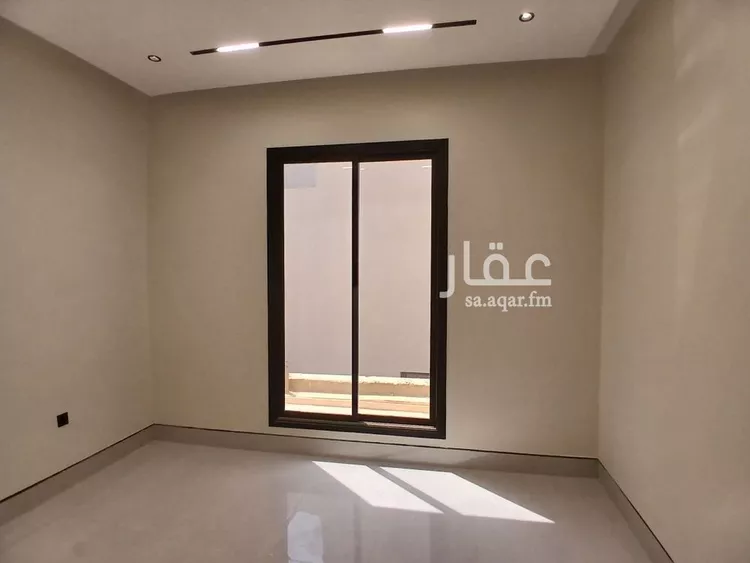 دور للبيع في شارع احمد بن سعادة, حي الرمال, مدينة الرياض, منطقة الرياض صورة 3
