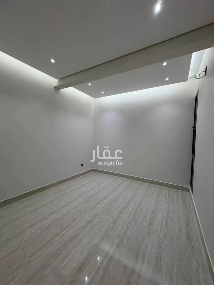 دور للبيع في شارع محمد بن طاهر الكردي, حي الرمال, مدينة الرياض, منطقة الرياض صورة 2