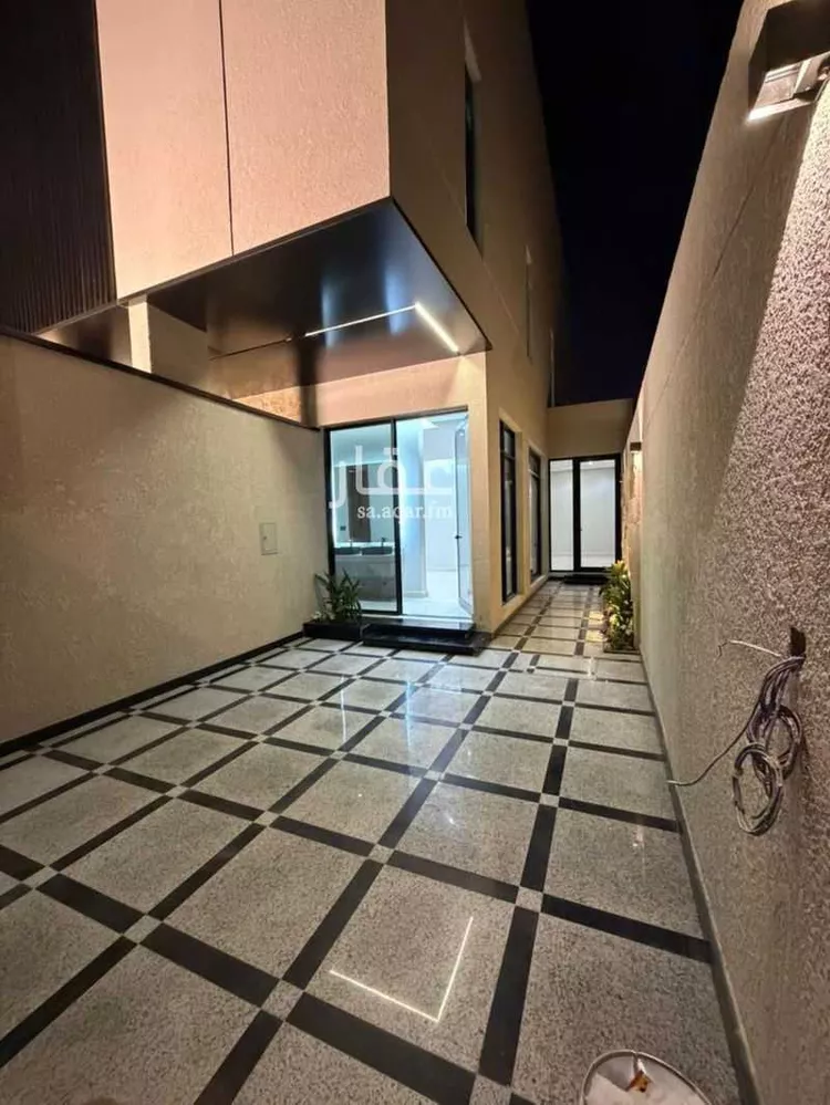 دور للبيع في شارع محمد بن طاهر الكردي, حي الرمال, مدينة الرياض, منطقة الرياض