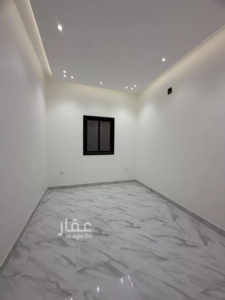 Floor for Sale in Riyadh Al Qadisiyah صورة 3