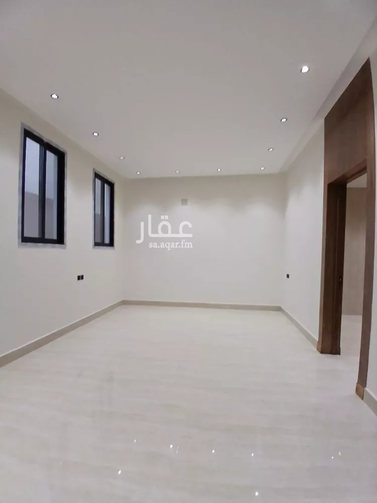 فيلا للبيع في شارع عبدالوهاب التميمي, حي الرمال, مدينة الرياض, منطقة الرياض صورة 2