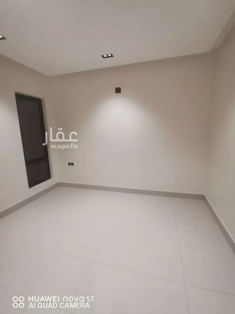 دور للبيع في شارع عبدالله بن ابي المظفر, حي الخليج, مدينة الرياض, منطقة الرياض صورة 2