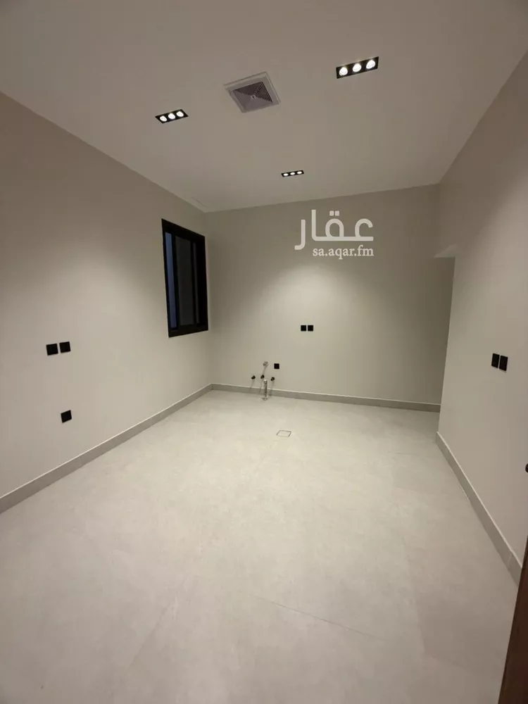 دور للبيع في شارع أبي الحسن علي الجرجاني4, حي الرمال, مدينة الرياض, منطقة الرياض 7