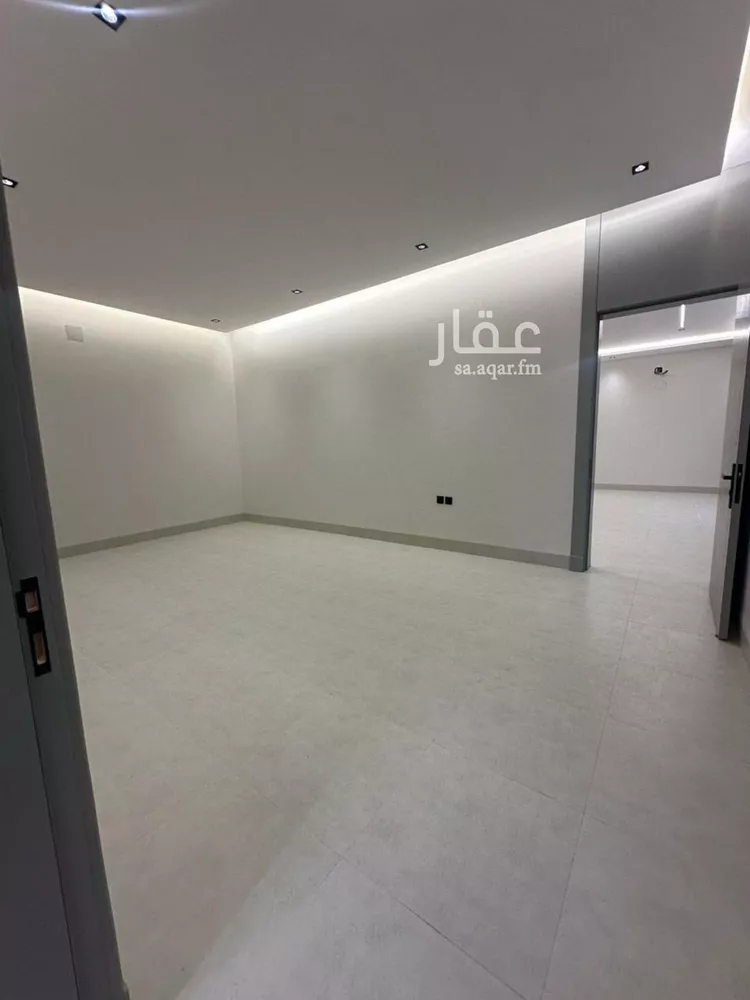 فيلا للبيع في شارع جولاء, حي الجنادرية, مدينة الرياض, منطقة الرياض 8