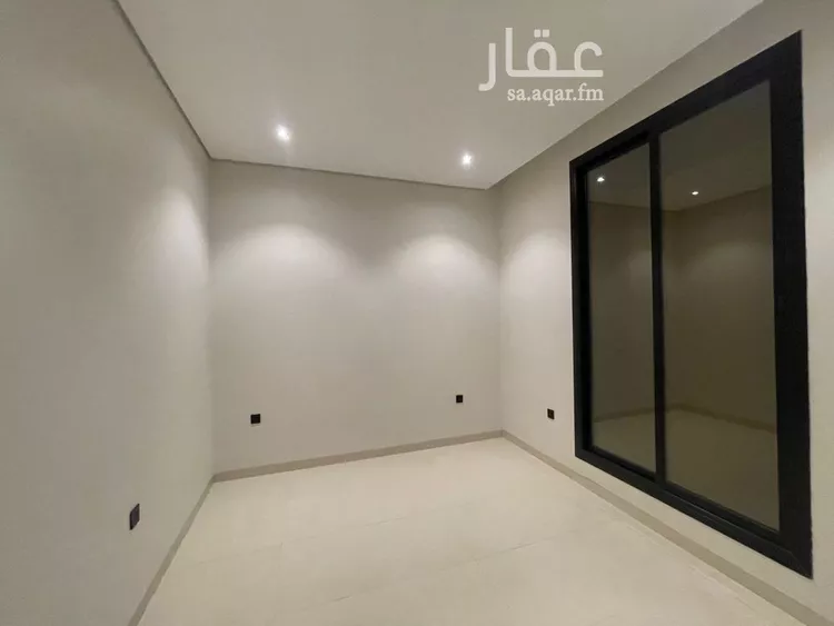 Floor for Sale in Riyadh Al Yarmouk 13