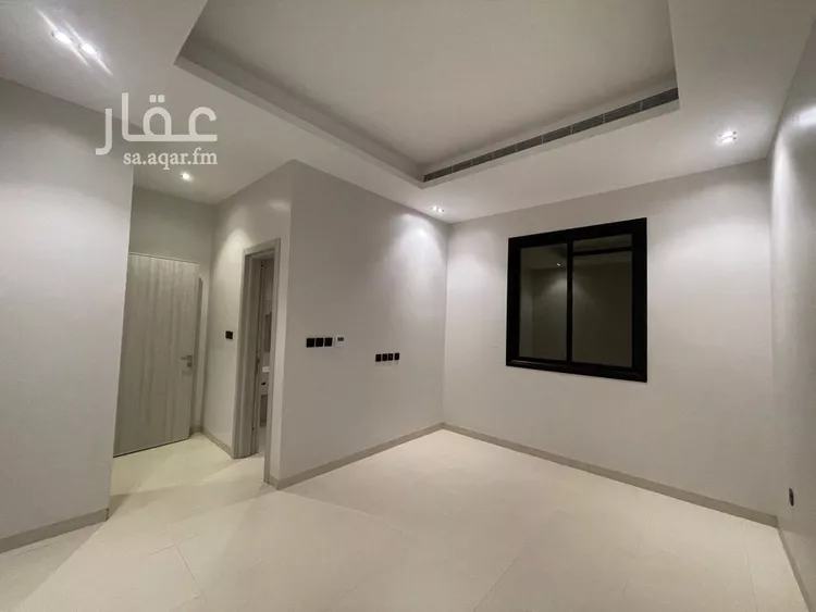 Floor for Sale in Riyadh Al Yarmouk 9