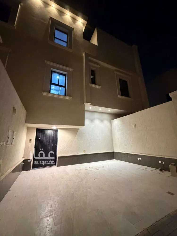 دور للبيع في شارع نهر المبارك, حي القادسية, مدينة الرياض, منطقة الرياض 8