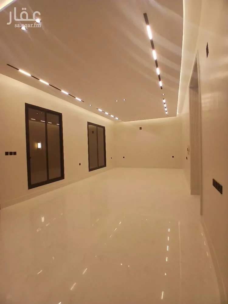 فيلا للبيع في شارع ثابت النحوي, حي الرمال, مدينة الرياض, منطقة الرياض 7