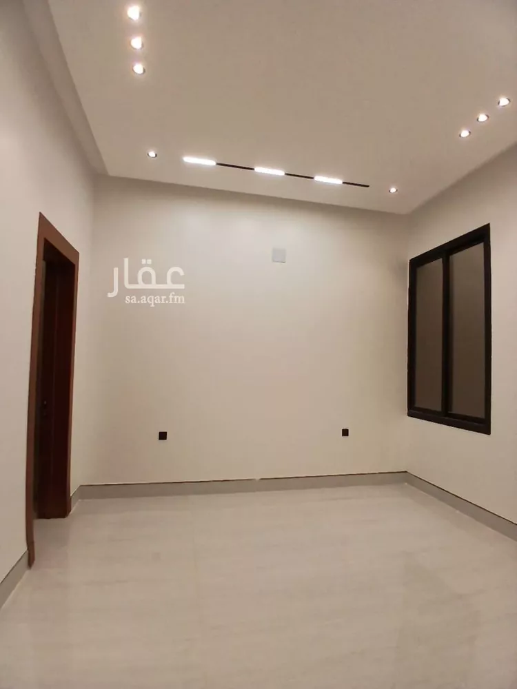 دور للبيع في شارع أحمد بن أصبغ, حي الرمال, مدينة الرياض, منطقة الرياض صورة 3