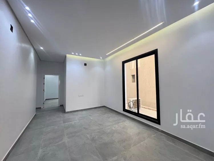 دور للبيع في شارع إبراهيم آل مبارك, حي الرمال, مدينة الرياض, منطقة الرياض صورة 3