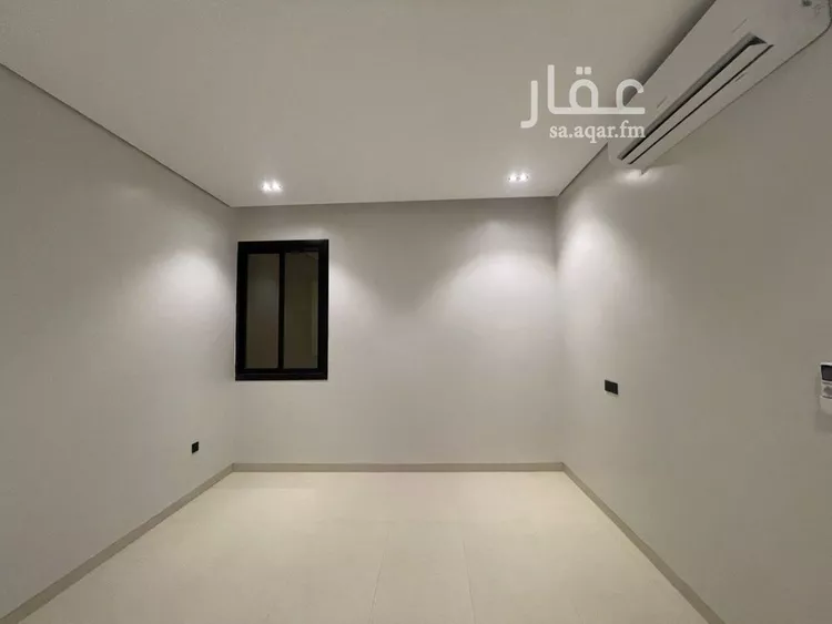 Floor for Sale in Riyadh Al Yarmouk 11