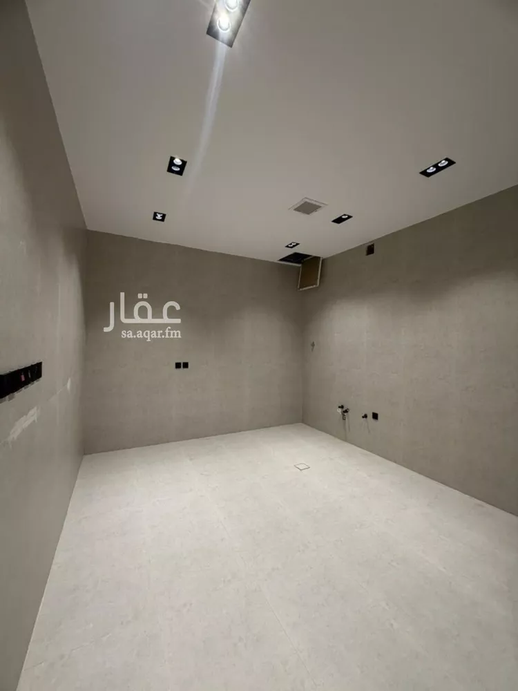 دور للبيع في شارع عبدالله بن أبي الهذيل, حي الرمال, مدينة الرياض, منطقة الرياض 10