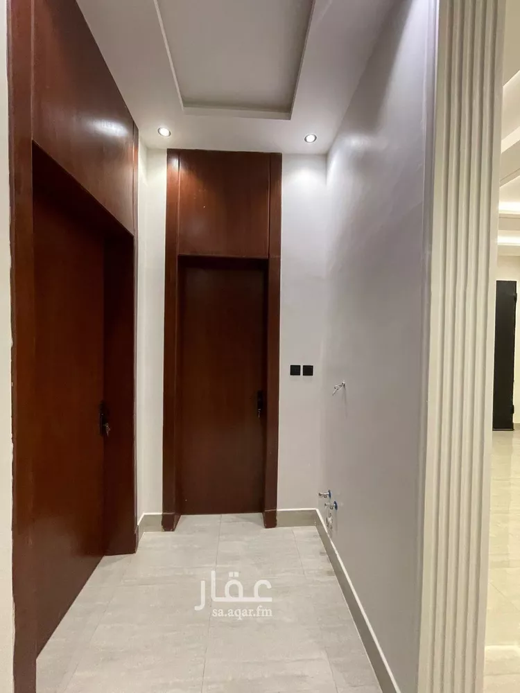 دور للبيع في شارع احمد بن سعادة, حي الرمال, مدينة الرياض, منطقة الرياض 10