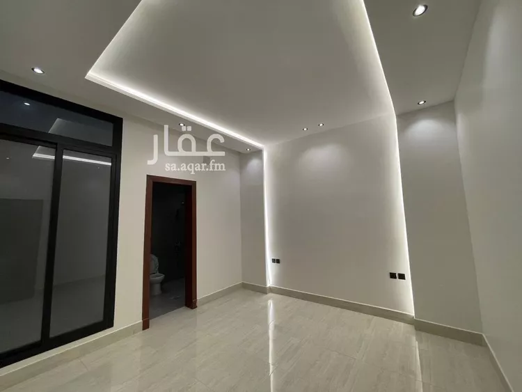 دور للبيع في شارع احمد بن سعادة, حي الرمال, مدينة الرياض, منطقة الرياض 12