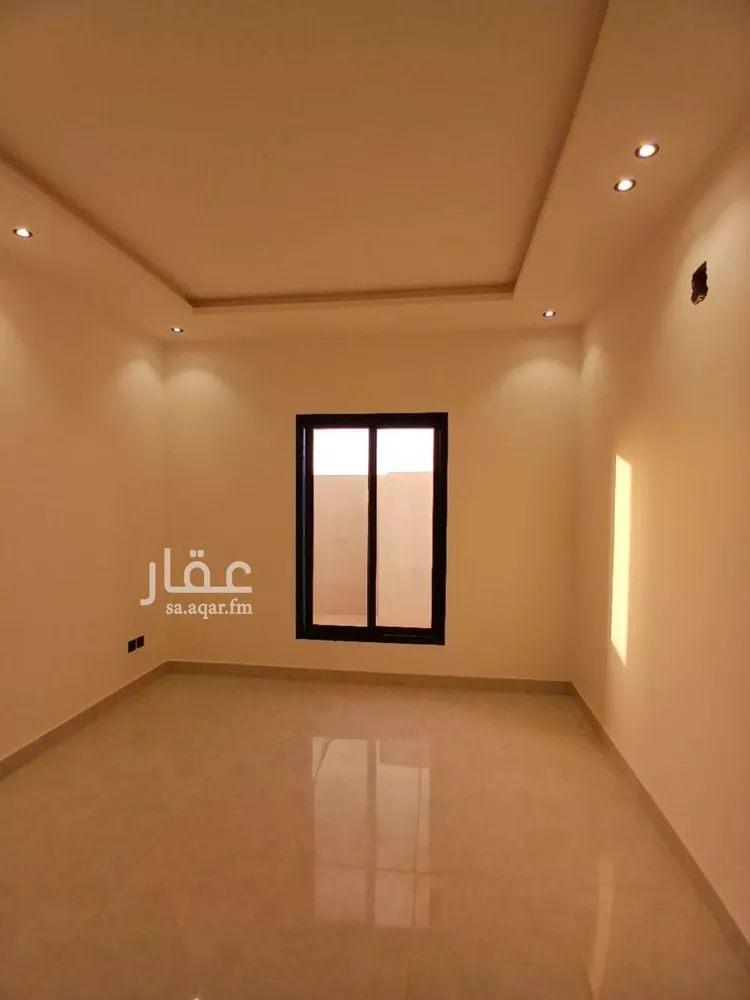 دور للبيع في شارع احمد بن سعادة, حي الرمال, مدينة الرياض, منطقة الرياض صورة 3