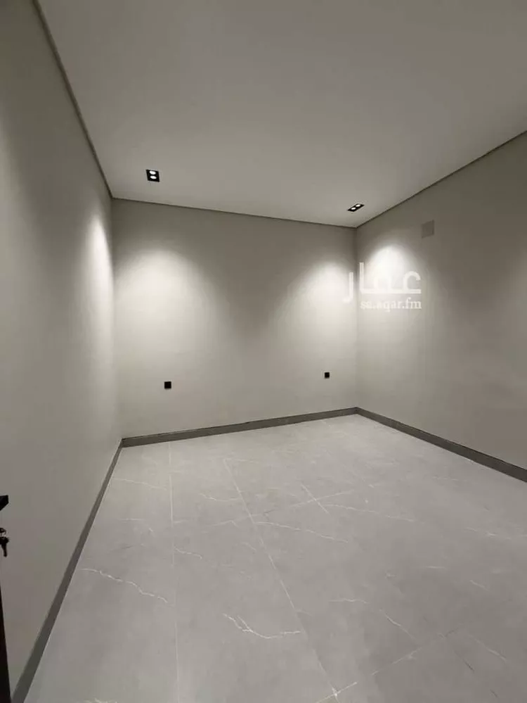 دور للبيع في شارع الواسط, حي إشبيلية, مدينة الرياض, منطقة الرياض صورة 4