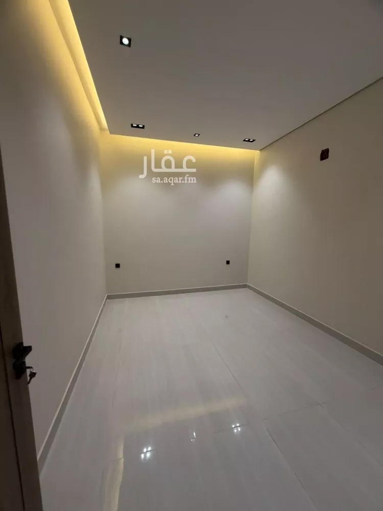 Floor for Sale in Riyadh Al Janadriyah صورة 5