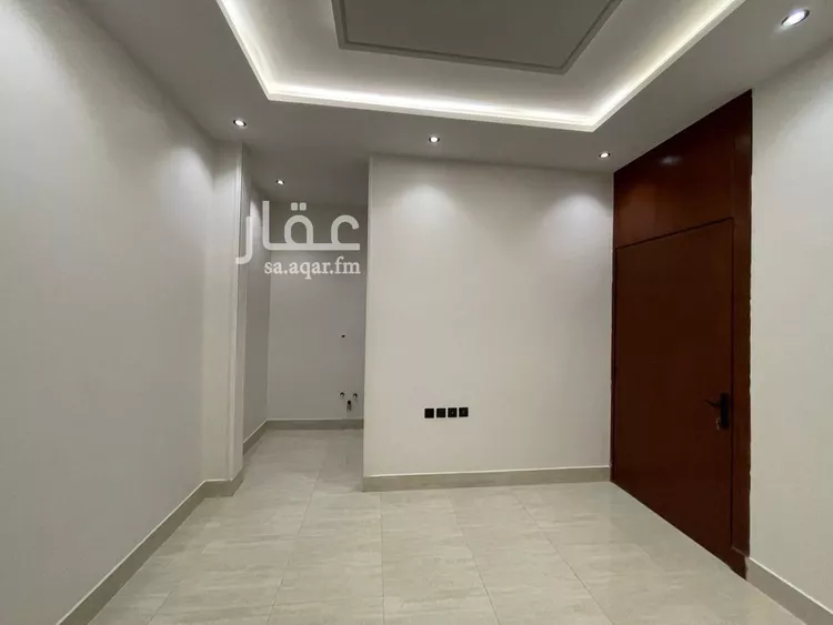 دور للبيع في شارع احمد بن سعادة, حي الرمال, مدينة الرياض, منطقة الرياض صورة 4
