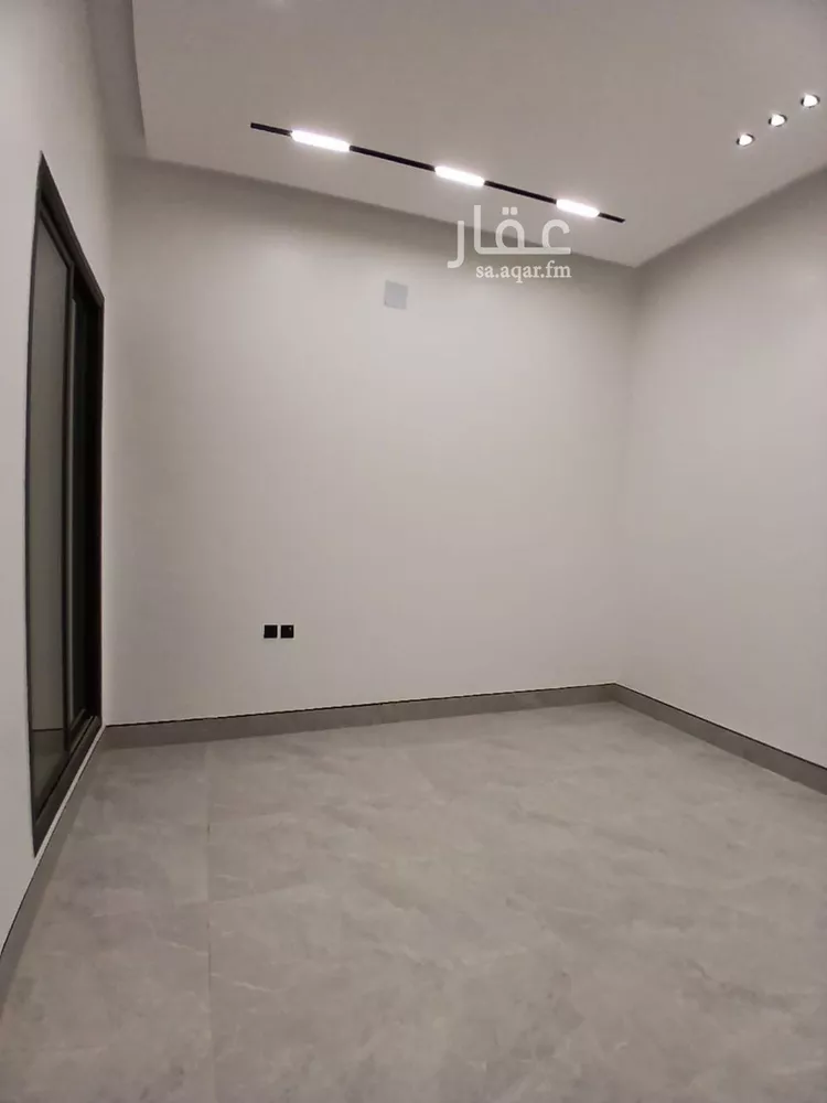 دور للبيع في شارع جمال الدين الدميري, حي الرمال, مدينة الرياض, منطقة الرياض صورة 4