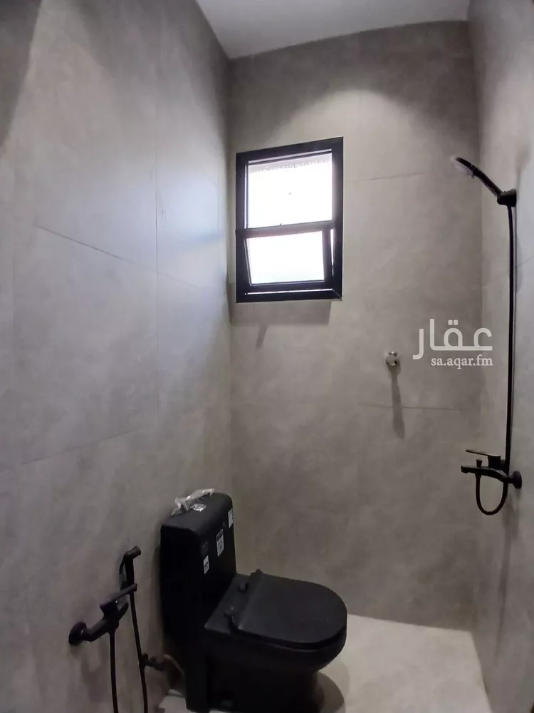 دور للبيع في شارع عبيدالله الفقيه, حي الرمال, مدينة الرياض, منطقة الرياض صورة 5