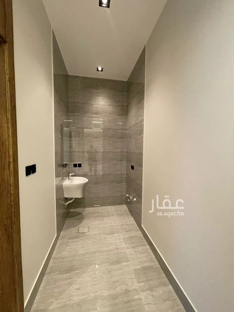 فيلا للبيع في شارع النواس بن سمعان, حي العارض, مدينة الرياض, منطقة الرياض صورة 3