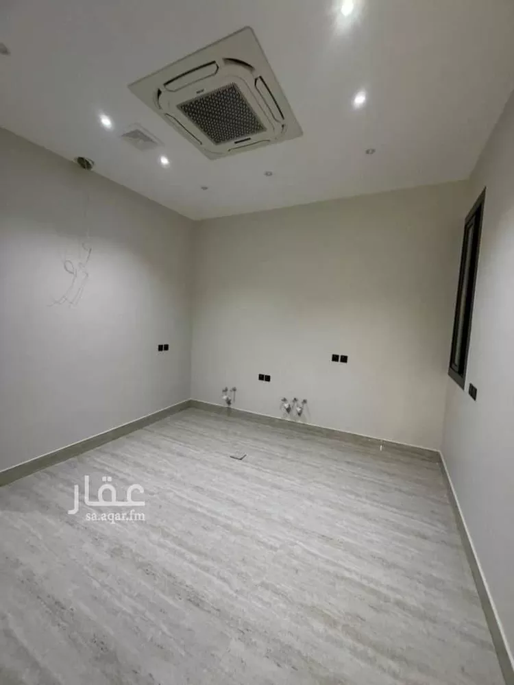 دور للبيع في شارع محمد بن طاهر الكردي, حي الرمال, مدينة الرياض, منطقة الرياض صورة 5