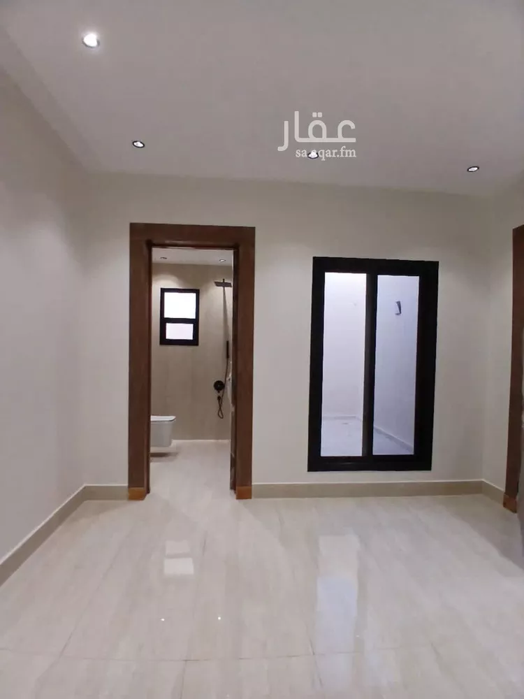 فيلا للبيع في شارع إبراهيم بن موسى الفيومي, حي الرمال, مدينة الرياض, منطقة الرياض صورة 2