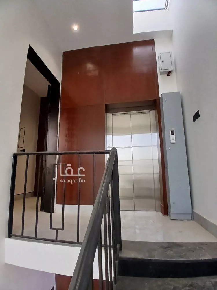 دور للبيع في شارع عبيدالله الفقيه, حي الرمال, مدينة الرياض, منطقة الرياض صورة 4